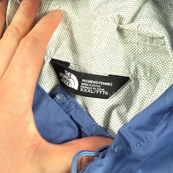 North Face Blue Windbreaker Jacket - Picture 14 of 16